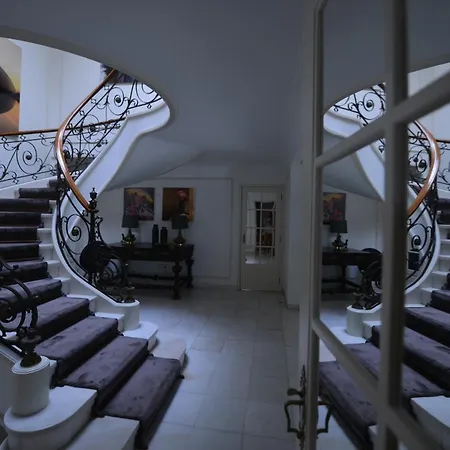 Casa Da *